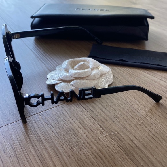 CHANEL Accessories - Chanel sunglasses with rhinestone “CHANEL” on left arm